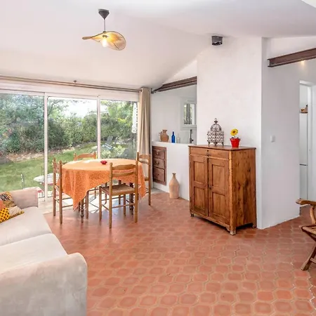 Casa de Férias Villa, Jardin, Piscine Domaine, Ideal Visite Region Fréjus